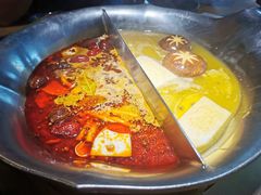 红颜花胶鸡锅-湊湊火锅·茶憩(上海合生汇店)