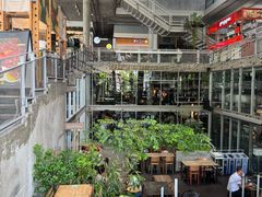 -ROAST coffee & eatery