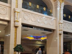 -碧中海汤泉汗蒸酒店