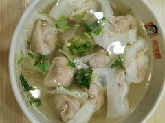 -南城香·饭香串香馄饨香(青年路店)