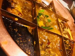 -房子红了鱼豆花重庆老火锅(广厦学院店)