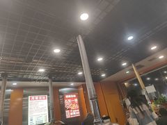-哈尔滨小酒馆·鲜肉现穿自助烧烤(康新花园店)