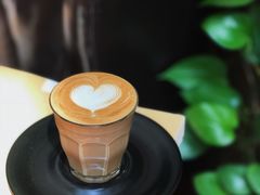 迷你拿铁-阿什卡咖啡馆ESSCA COFFEE(塔里木石油宾馆店)