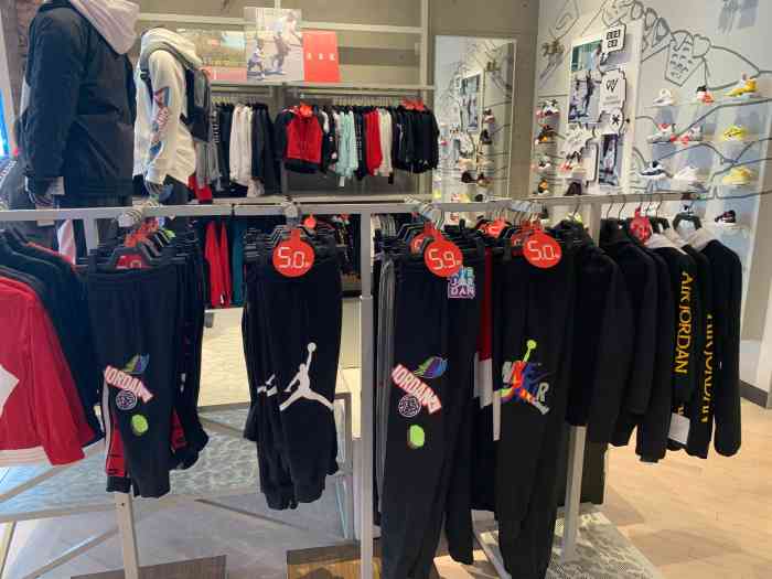 jordan品牌旗舰店东方福来德店