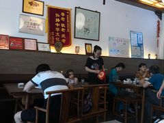 大堂-笑来喜馄饨小笼工坊店(湖滨街店)