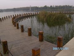 -红莲湖