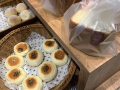 -沁屋面包店(人民东路店)