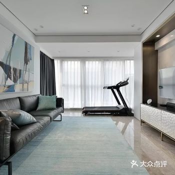 现在流行把阳台包进客厅，空间立刻变大10m²！