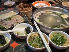 -南城十里潮汕鲜牛火锅·鲜虾生滚粥(融汇老商埠店)