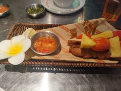 -小小集渔·泰式大排档(太古里香槟店)