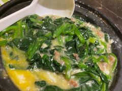 牛肉松窝蛋菠菜-大树餐厅(红旗街万达店)