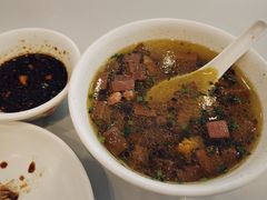 花式血汤-月亮房·白斩鸡(娄山关路店)