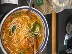 -云阿蛮云南生烫牛肉米线(奉贤路店)