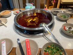 -肖肖酸萝卜鱼火锅(总店)