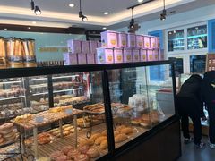 面包甜点陈列柜-金凤成祥(旧宫二店)