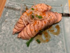 火焰三文鱼手握-沼津港渔市(宏伊国际广场店)