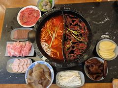 -重庆川渝肥妹火锅