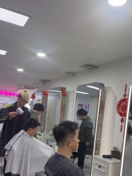 -米娜护肤造型