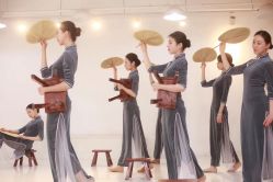 -柏姿舞蹈工作室