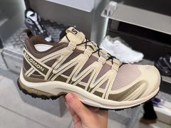 -SALOMON萨洛蒙(长沙国金街店)