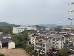 -铂逸梦秦酒店(横店梦幻谷店)