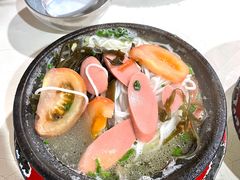 三鲜米线-刚砂锅鸡丝米线