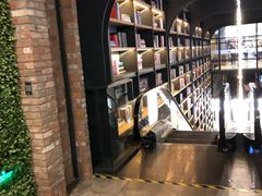 -CGV影城(滨江天街IMAX店)