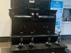 -蒙特利尔皮埃尔·埃利奥特·特鲁多国际机场