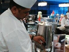 马来西亚美食节正宗拉茶-广州天河希尔顿酒店