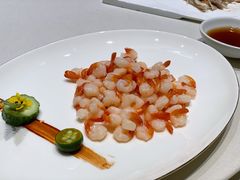 手剥河虾仁-蝶园·装修中(BFC外滩金融中心店)