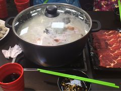 -九万士多港式海鲜粥底火锅(回龙观店)