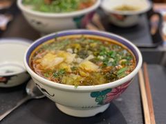 -云阿蛮云南生烫牛肉米线(奉贤路店)