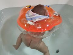 -小鸭先知婴幼儿游泳馆