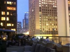 -ARMANI/AQUA(遮打大厦店)