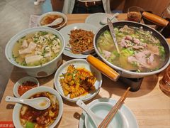 -全牛匠·乐山跷脚牛肉(新中关店)