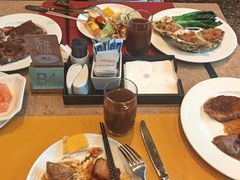 -怡聚轩全日制自助餐厅(大中华喜来登酒店)