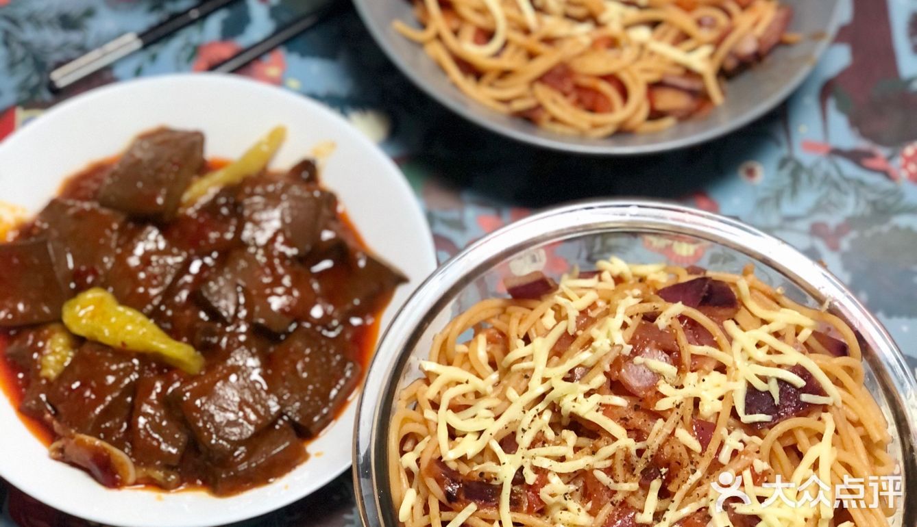 晚餐 | Spaghetti配泡椒鸭血
