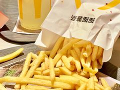 -麦当劳(哈西万达店)