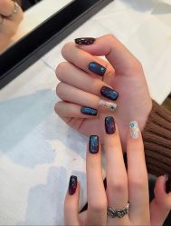 -桃色美甲沙龙