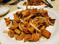 馕丁炒烤肉-巴扎美食·新疆菜·西域歌舞表演餐厅(新疆大厦店)