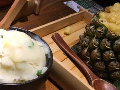 傣味菠萝饭-云海肴·汽锅鸡·云南菜(广安门天虹店)