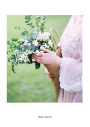 -菲林婚纱摄影工作室