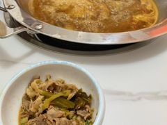 -撒拉人家.酸菜牦牛肉火锅