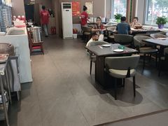 -老码头黑皮肘子锅包肉熏酱水饺(文政街店)