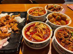 -炉小二铜锅牛蛙•川湘菜(三里屯店)