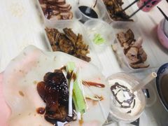 -三人行骨头王火锅(长寿店)