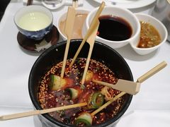 -红鼎豆捞·非遗鲍皇汤火锅(宝丰路店)