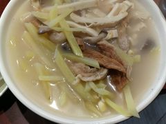 -郑庄脂渣海鲜楼(九水路店)