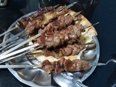 -烤肉小伙烤肉店