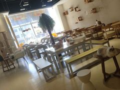 -藏猫猫咖啡主题馆(中央大道店)